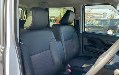 Daihatsu Move, 2025 год, 690 000 рублей, 37 фотография
