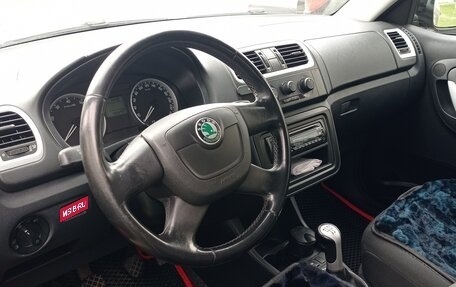 Skoda Fabia II, 2009 год, 389 000 рублей, 1 фотография