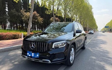 Mercedes-Benz GLB, 2023 год, 2 070 000 рублей, 1 фотография