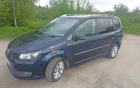 Volkswagen Touran III, 2012 год, 1 190 000 рублей, 6 фотография