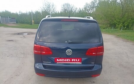 Volkswagen Touran III, 2012 год, 1 190 000 рублей, 2 фотография