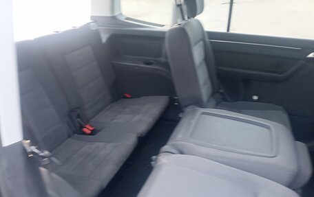 Volkswagen Touran III, 2012 год, 1 190 000 рублей, 10 фотография