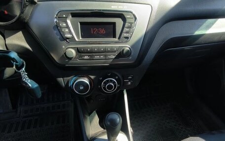 KIA Rio III рестайлинг, 2014 год, 979 000 рублей, 7 фотография