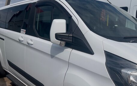 Ford Tourneo Custom I рестайлинг, 2018 год, 1 900 000 рублей, 2 фотография