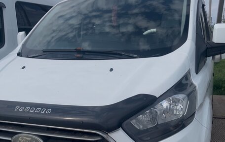 Ford Tourneo Custom I рестайлинг, 2018 год, 1 900 000 рублей, 3 фотография