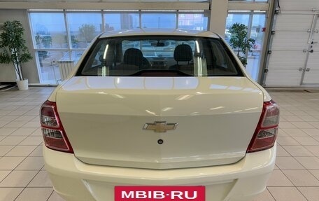 Chevrolet Cobalt II, 2014 год, 685 000 рублей, 4 фотография