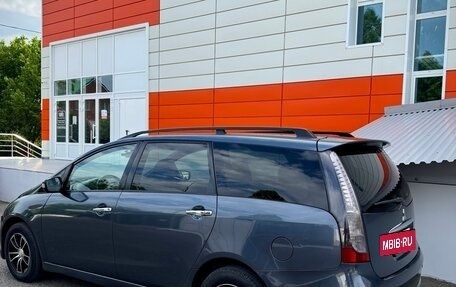 Mitsubishi Grandis, 2005 год, 687 000 рублей, 7 фотография