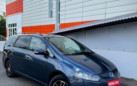 Mitsubishi Grandis, 2005 год, 687 000 рублей, 2 фотография