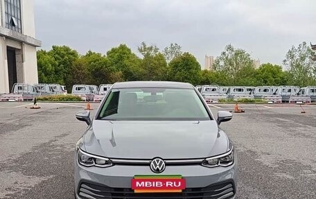 Volkswagen Golf VIII, 2022 год, 1 950 555 рублей, 3 фотография