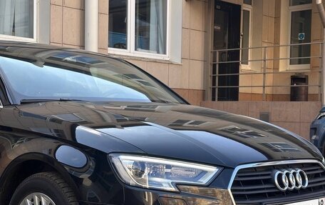 Audi A3, 2018 год, 1 950 000 рублей, 2 фотография