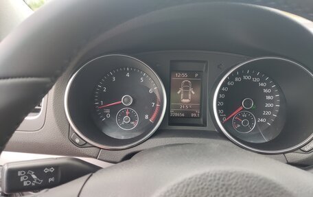 Volkswagen Golf VI, 2011 год, 645 000 рублей, 25 фотография