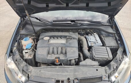 Volkswagen Golf VI, 2011 год, 645 000 рублей, 30 фотография