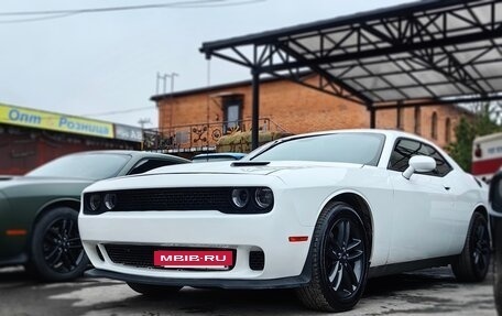 Dodge Challenger III рестайлинг 2, 2018 год, 3 900 000 рублей, 12 фотография