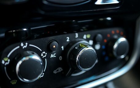 Renault Duster I рестайлинг, 2012 год, 909 000 рублей, 18 фотография