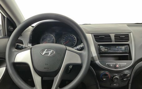 Hyundai Solaris II рестайлинг, 2016 год, 940 000 рублей, 14 фотография