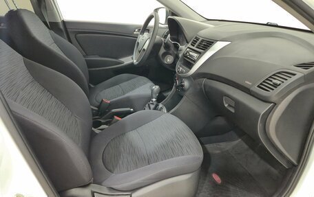 Hyundai Solaris II рестайлинг, 2016 год, 940 000 рублей, 16 фотография