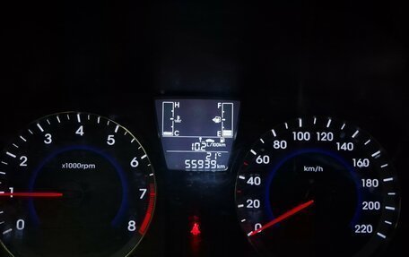 Hyundai Solaris II рестайлинг, 2016 год, 940 000 рублей, 19 фотография