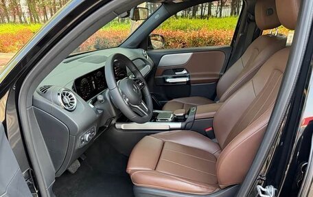 Mercedes-Benz GLB, 2023 год, 2 070 000 рублей, 5 фотография