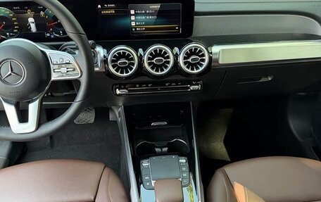 Mercedes-Benz GLB, 2023 год, 2 070 000 рублей, 7 фотография