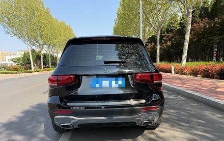 Mercedes-Benz GLB, 2023 год, 2 070 000 рублей, 4 фотография