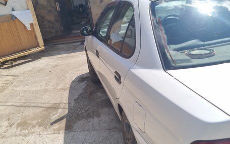 Nissan Sunny B15, 2000 год, 330 000 рублей, 2 фотография