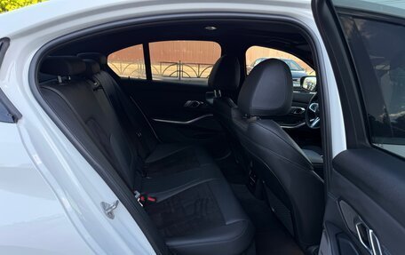 BMW 3 серия, 2020 год, 4 000 000 рублей, 31 фотография