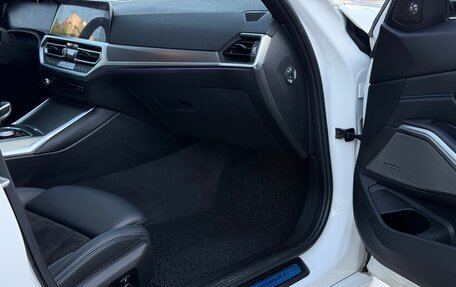BMW 3 серия, 2020 год, 4 000 000 рублей, 29 фотография