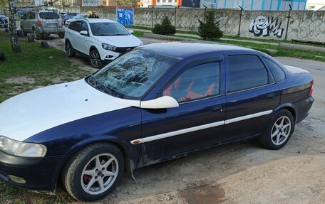 Opel Vectra B рестайлинг, 1998 год, 270 000 рублей, 4 фотография