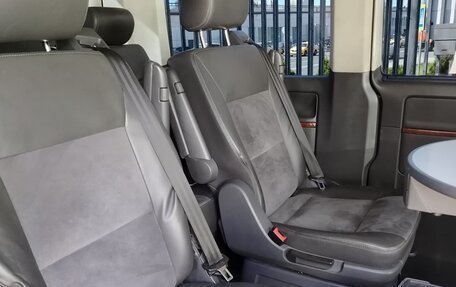 Volkswagen Multivan T5, 2008 год, 1 580 000 рублей, 15 фотография