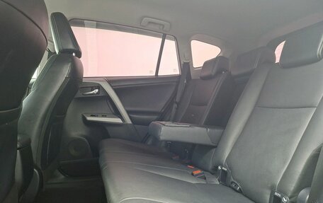 Toyota RAV4, 2017 год, 2 555 000 рублей, 16 фотография