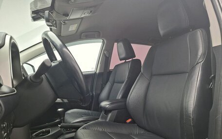 Toyota RAV4, 2017 год, 2 555 000 рублей, 17 фотография