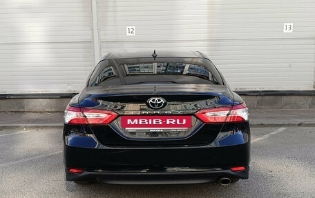 Toyota Camry, 2019 год, 2 289 000 рублей, 6 фотография