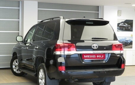 Toyota Land Cruiser 200, 2019 год, 5 890 000 рублей, 5 фотография