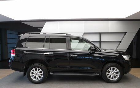 Toyota Land Cruiser 200, 2019 год, 5 890 000 рублей, 31 фотография