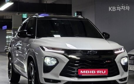 Chevrolet TrailBlazer, 2023 год, 1 680 000 рублей, 2 фотография