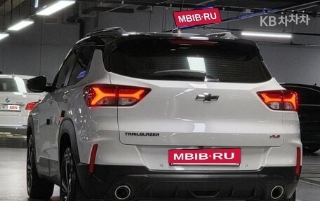 Chevrolet TrailBlazer, 2023 год, 1 680 000 рублей, 4 фотография
