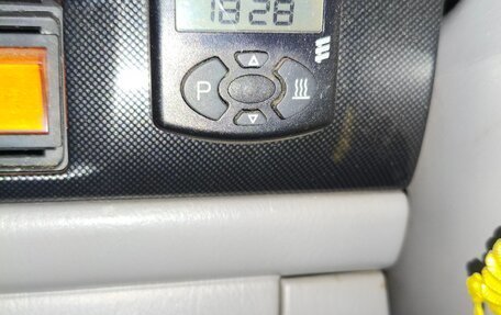 Mazda MPV II, 2002 год, 550 000 рублей, 16 фотография