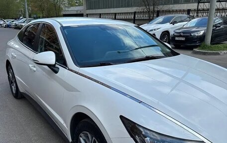 Hyundai Sonata VIII, 2022 год, 2 150 000 рублей, 4 фотография