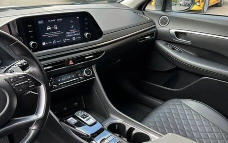 Hyundai Sonata VIII, 2022 год, 2 150 000 рублей, 5 фотография