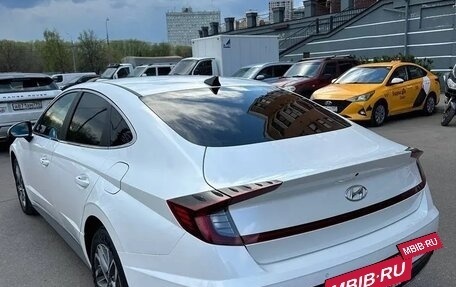 Hyundai Sonata VIII, 2022 год, 2 150 000 рублей, 2 фотография