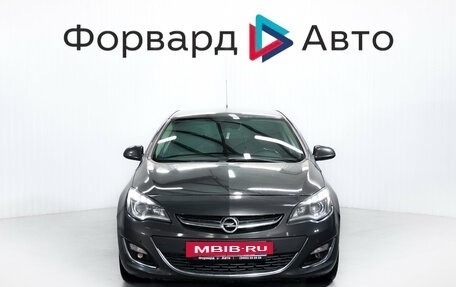 Opel Astra J, 2014 год, 999 000 рублей, 2 фотография