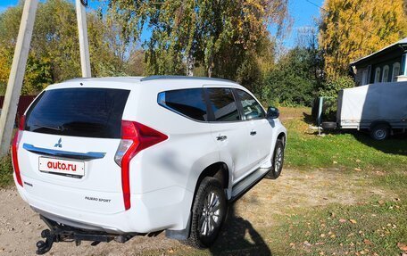 Mitsubishi Pajero Sport III рестайлинг, 2018 год, 3 500 000 рублей, 4 фотография