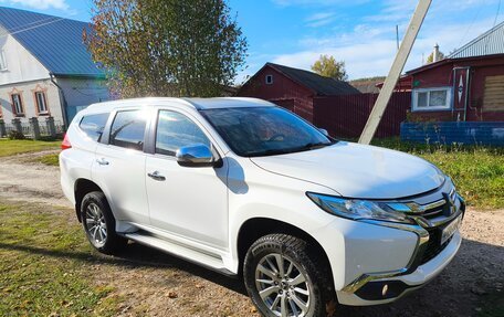 Mitsubishi Pajero Sport III рестайлинг, 2018 год, 3 500 000 рублей, 5 фотография