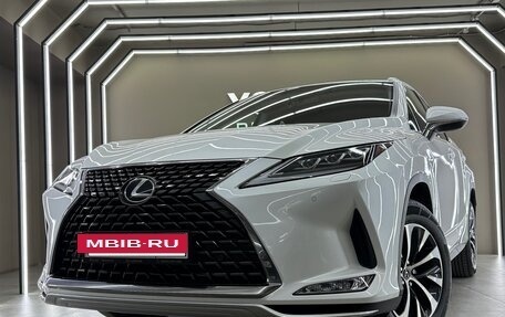 Lexus RX IV рестайлинг, 2020 год, 5 600 000 рублей, 6 фотография