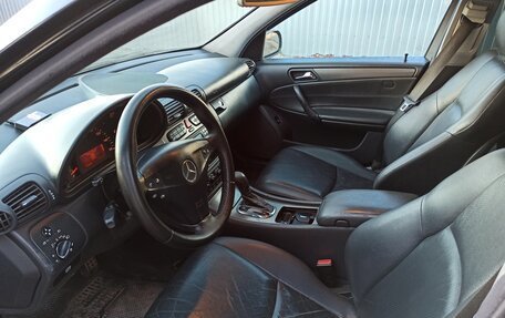 Mercedes-Benz C-Класс, 2003 год, 485 000 рублей, 3 фотография