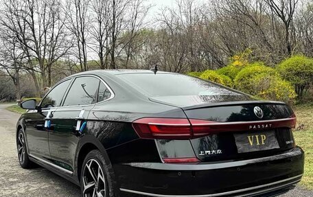 Volkswagen Passat B8 рестайлинг, 2023 год, 1 810 000 рублей, 5 фотография