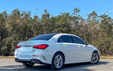 Mercedes-Benz A-Класс, 2022 год, 1 900 025 рублей, 12 фотография