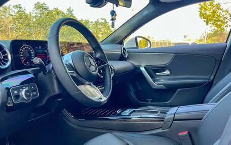 Mercedes-Benz A-Класс, 2022 год, 1 900 025 рублей, 6 фотография