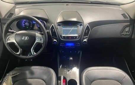 Hyundai ix35 I рестайлинг, 2011 год, 999 800 рублей, 10 фотография