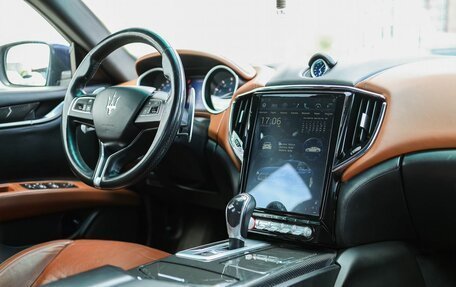 Maserati Ghibli, 2014 год, 2 599 000 рублей, 15 фотография
